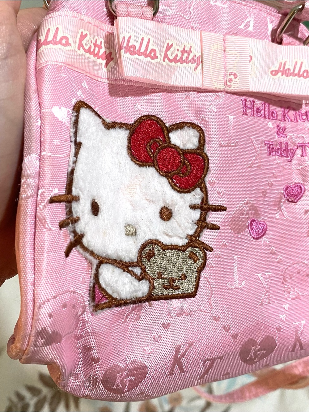 Mini vintage 2000s hello kitty bag with detachable crossbody strap🎀 - Picture 13 of 14